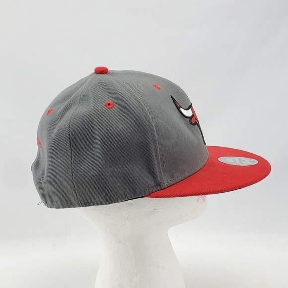 Chicago Bulls Mitchell & Ness Snapback Hat Cap Grey/Red Adult One size Canvas - Picture 3 of 10